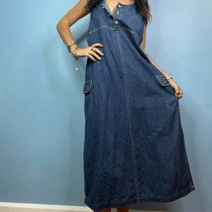 VINTAGE 90s / Y2K DARK WASH DENIM MAXI ADRIANA SPORT DRESS WITH BUTTON